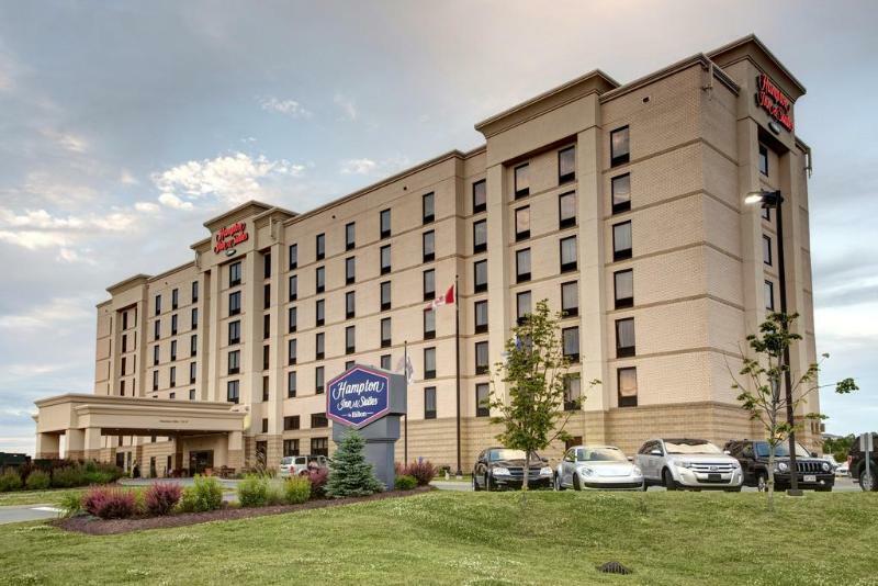 Hampton Inn By Hilton Halifax Downtown Exterior photo